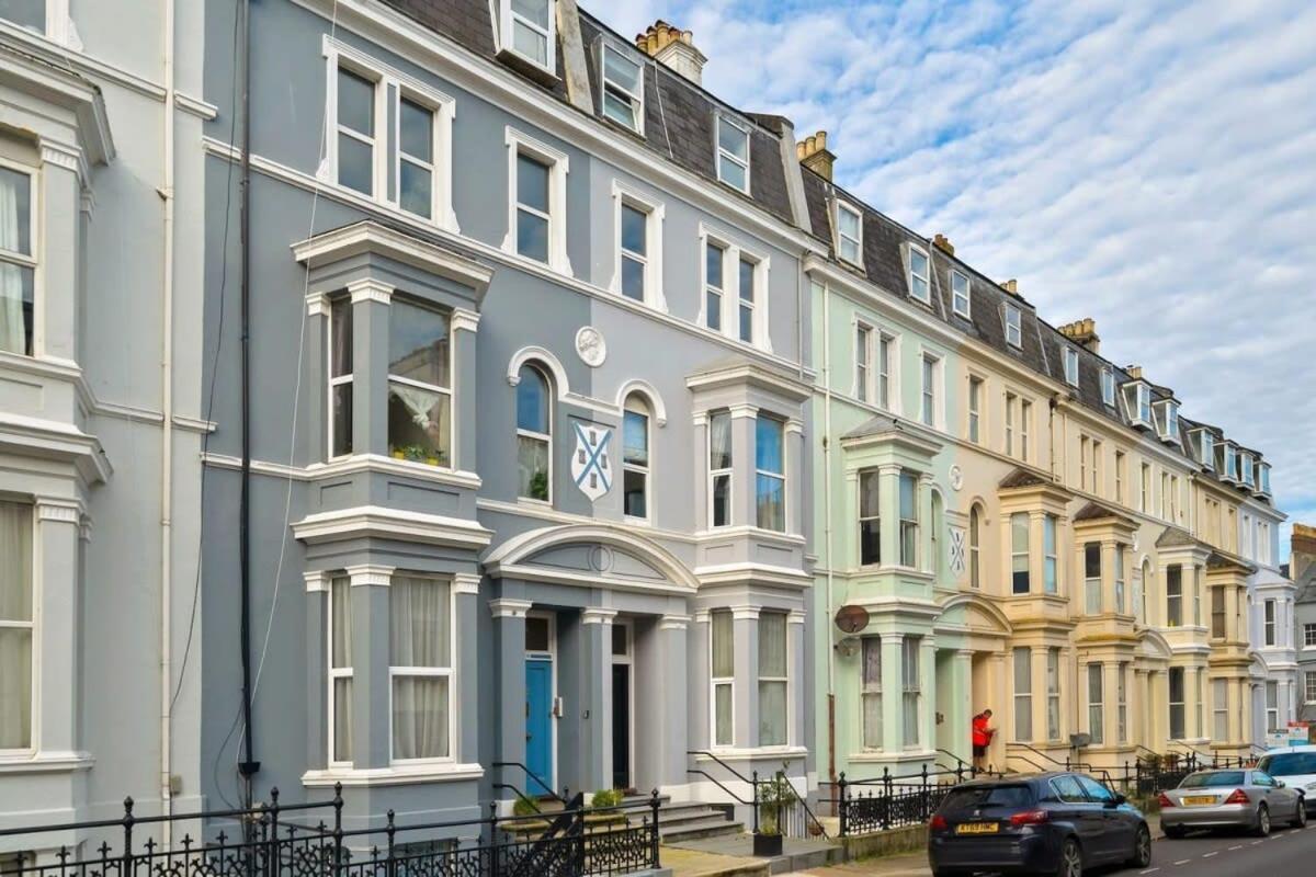 Modern Flat On The W Private Parking * Plymouth